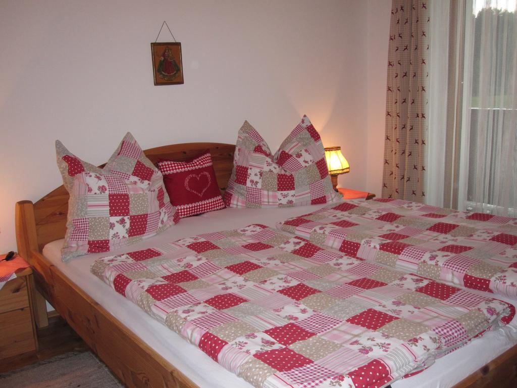 Ferienwohnungen - Haus Zierl Reith bei Kitzbühel Kamer foto
